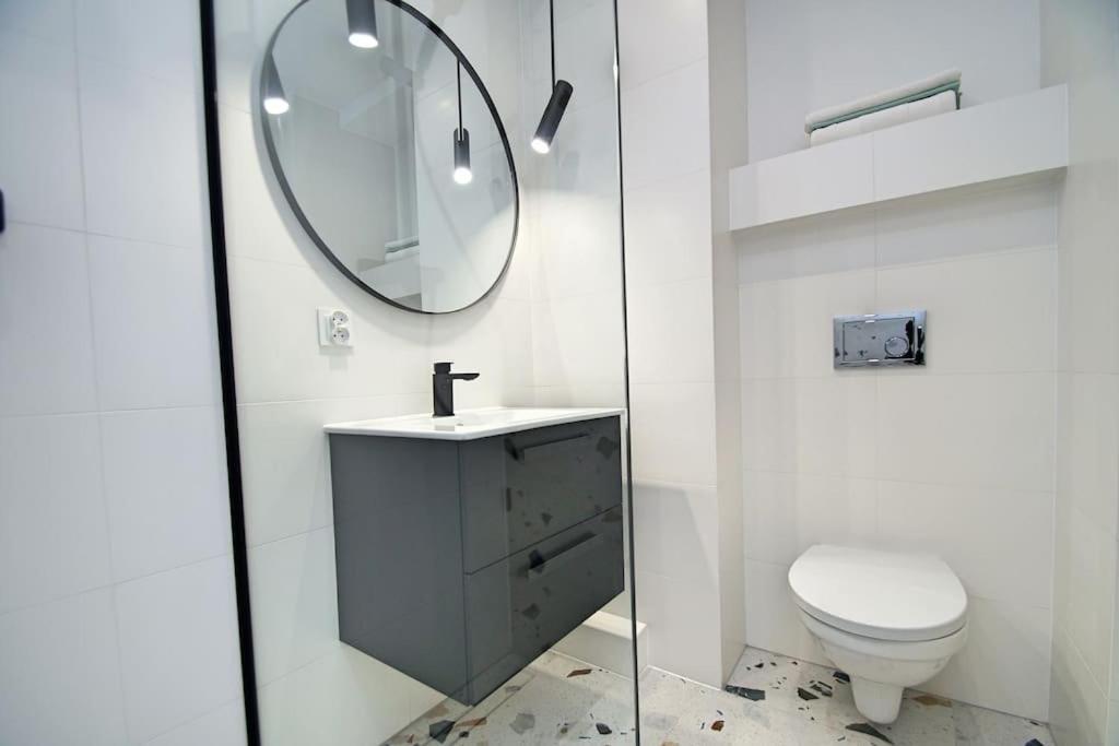 Apartament Korfantego Citycentre Z Widokiem Na Spodek Katowice Exteriör bild